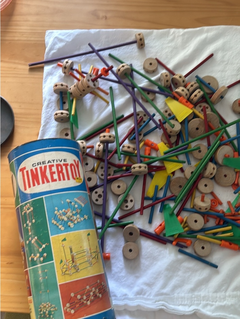 Vintage TinkerToy Set